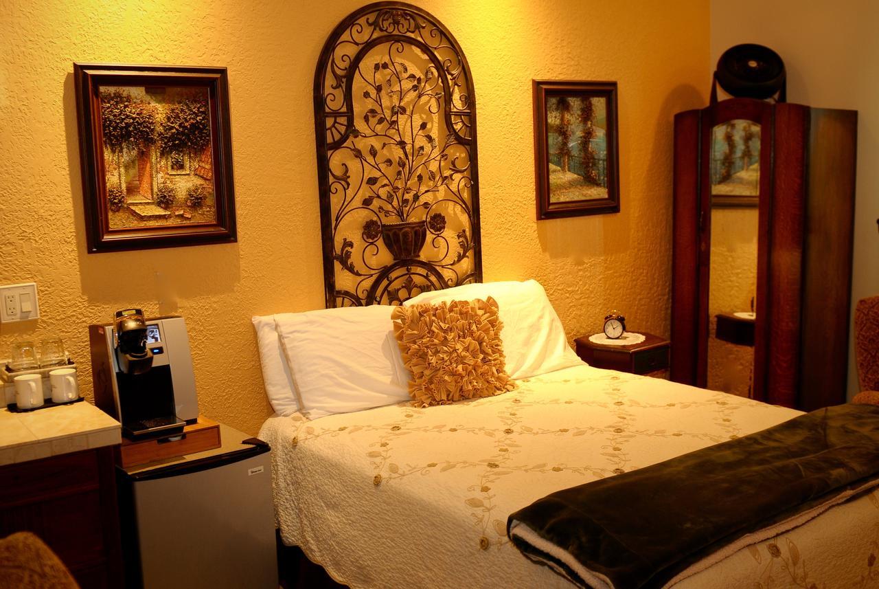 Collins Inn & Seaside Cottages (Adults Only) Ошен Шорс Экстерьер фото