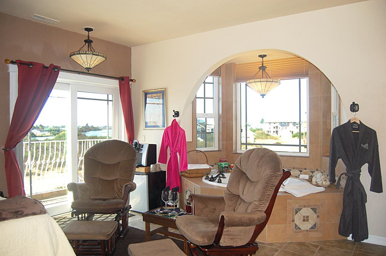 Collins Inn & Seaside Cottages (Adults Only) Ошен Шорс Экстерьер фото
