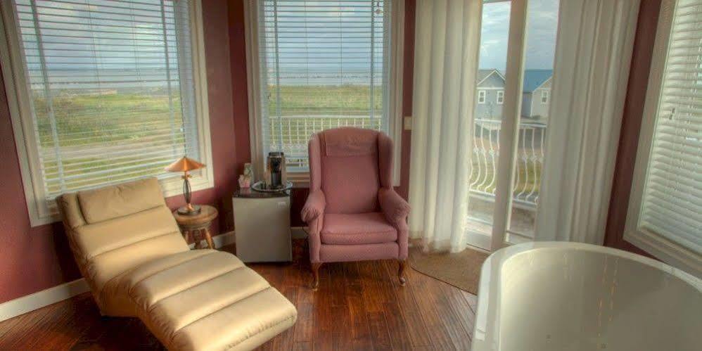 Collins Inn & Seaside Cottages (Adults Only) Ошен Шорс Экстерьер фото