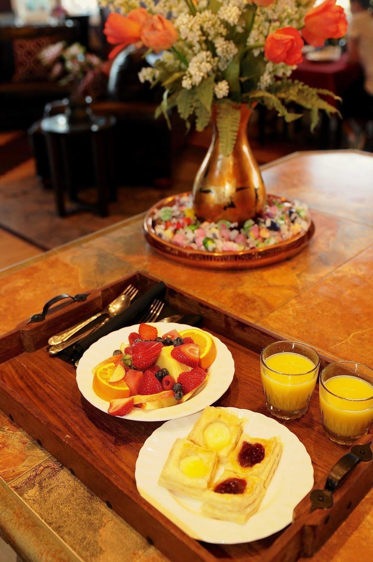 Collins Inn & Seaside Cottages (Adults Only) Ошен Шорс Экстерьер фото